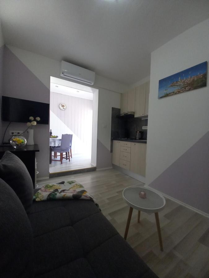 Apartament Apartman Maja Kaštela Zewnętrze zdjęcie